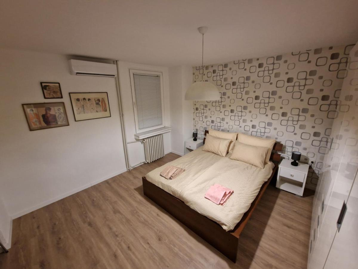 Heart Of The City - 75Sqm Suite سكوبجي المظهر الخارجي الصورة